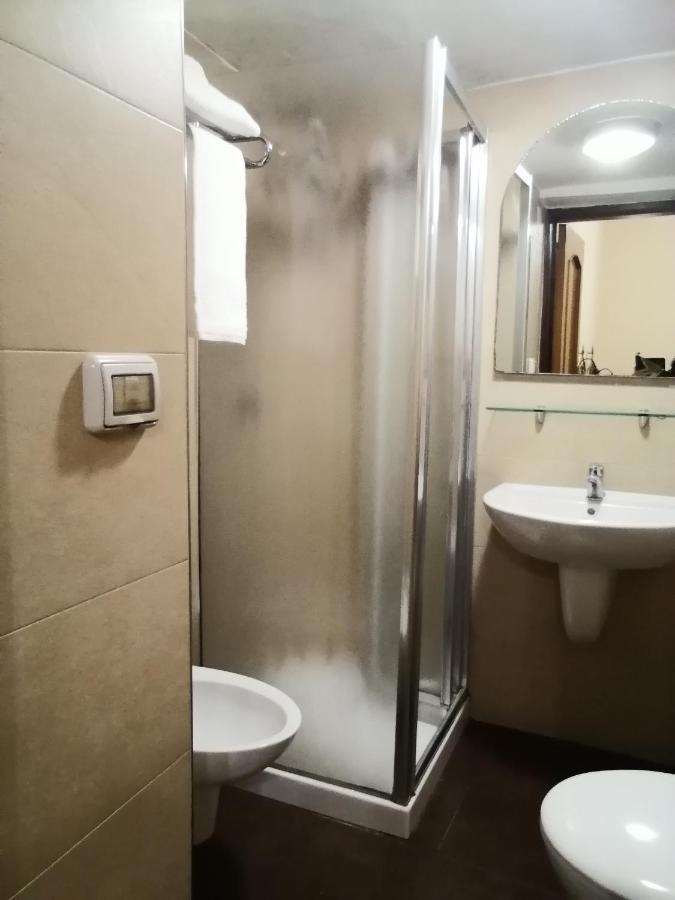 Hotel De Rossi Bari Zewnętrze zdjęcie
