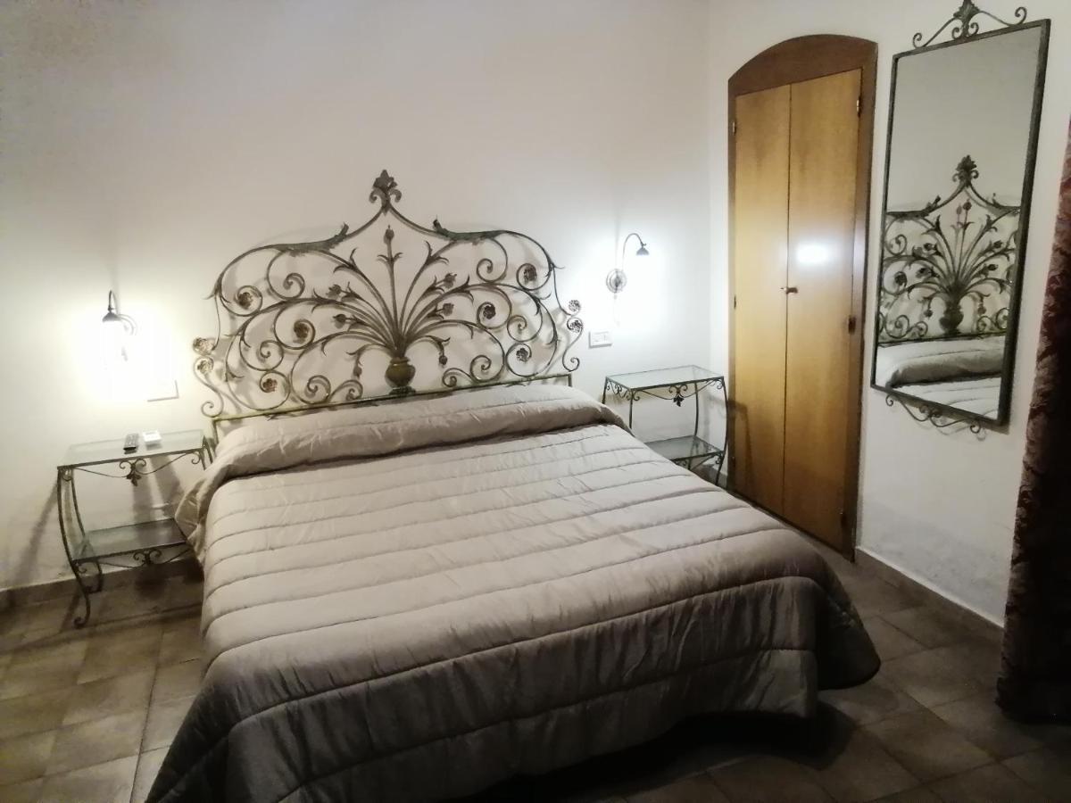 Hotel De Rossi Bari Zewnętrze zdjęcie